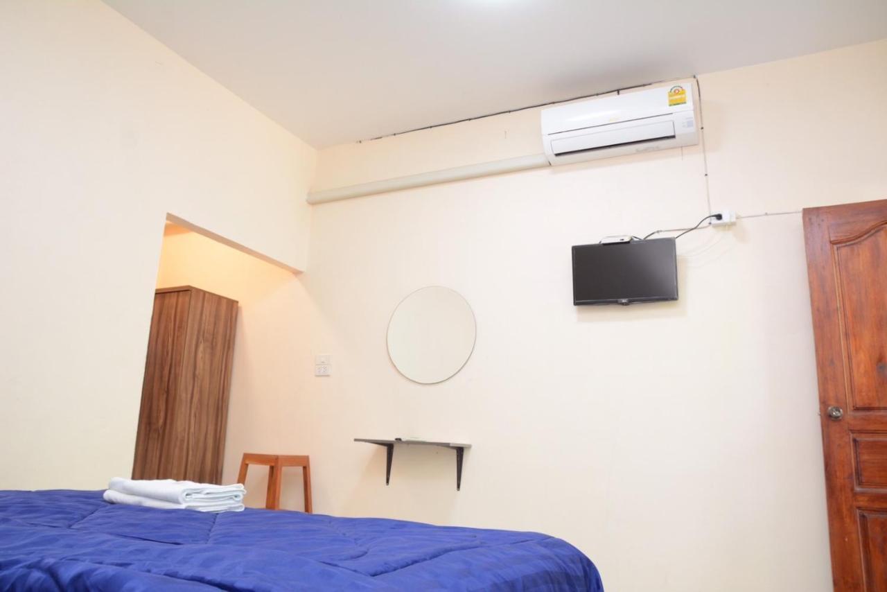 โคบาล ห้องพักรายวัน Chom Thong Esterno foto